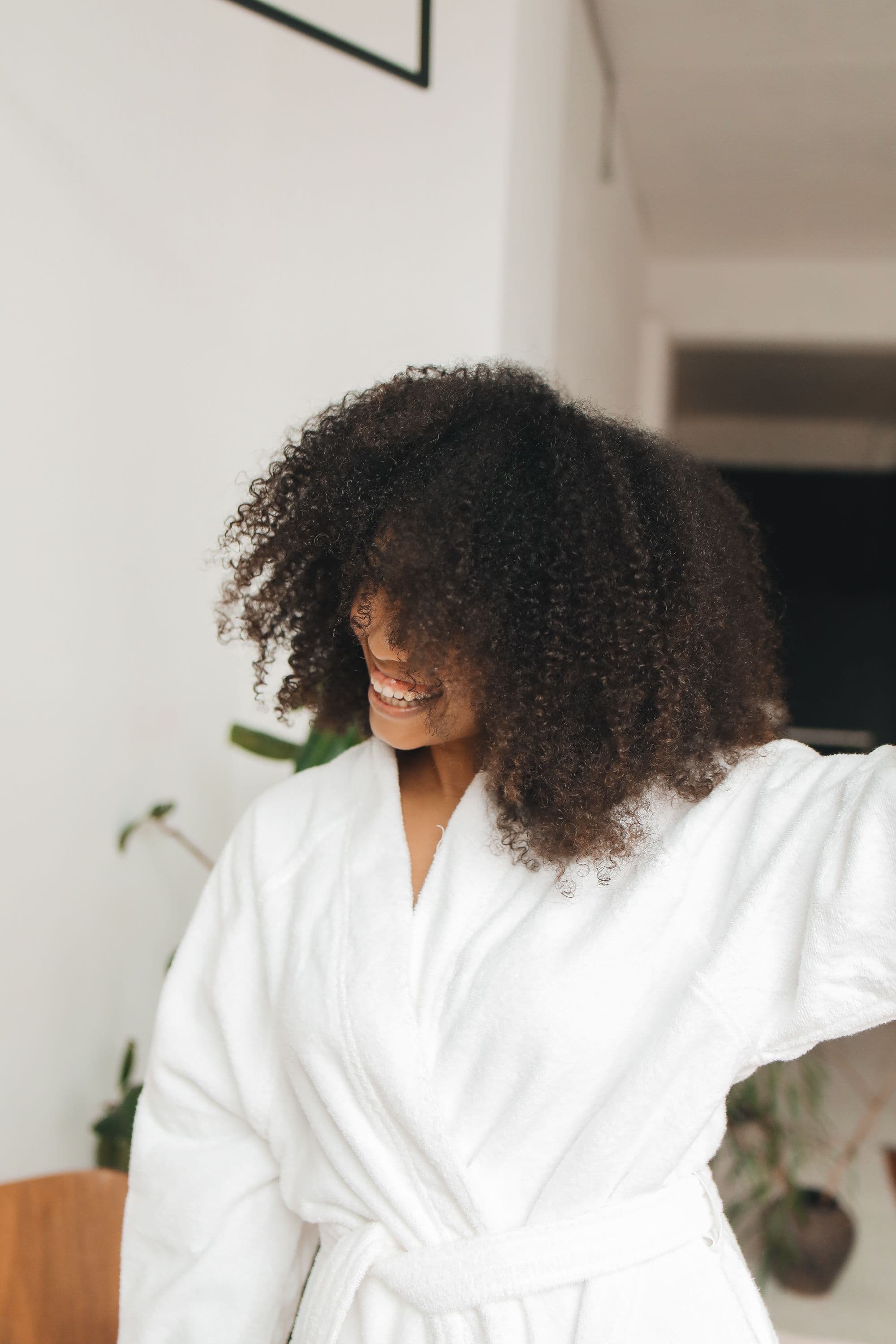Protein or Moisture? How to Tell Which Side of the Balance Your Curls Are On